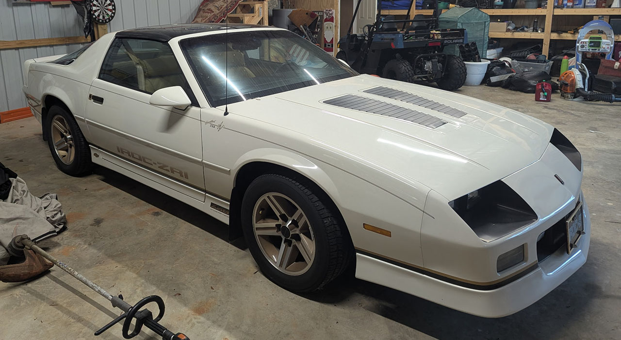 0th Image of a 1987 CHEVROLET CAMARO Z28