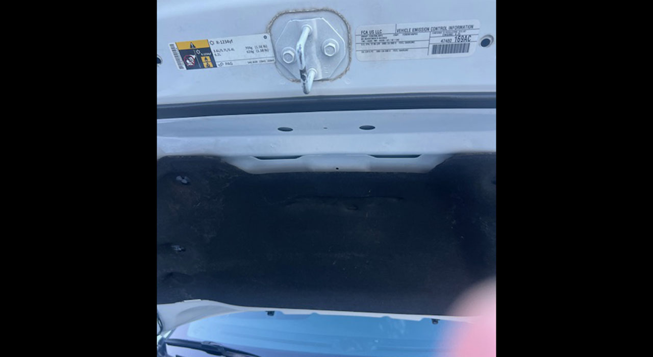 8th Image of a 2015 DODGE CHARGER SRT SUPERCHARGED