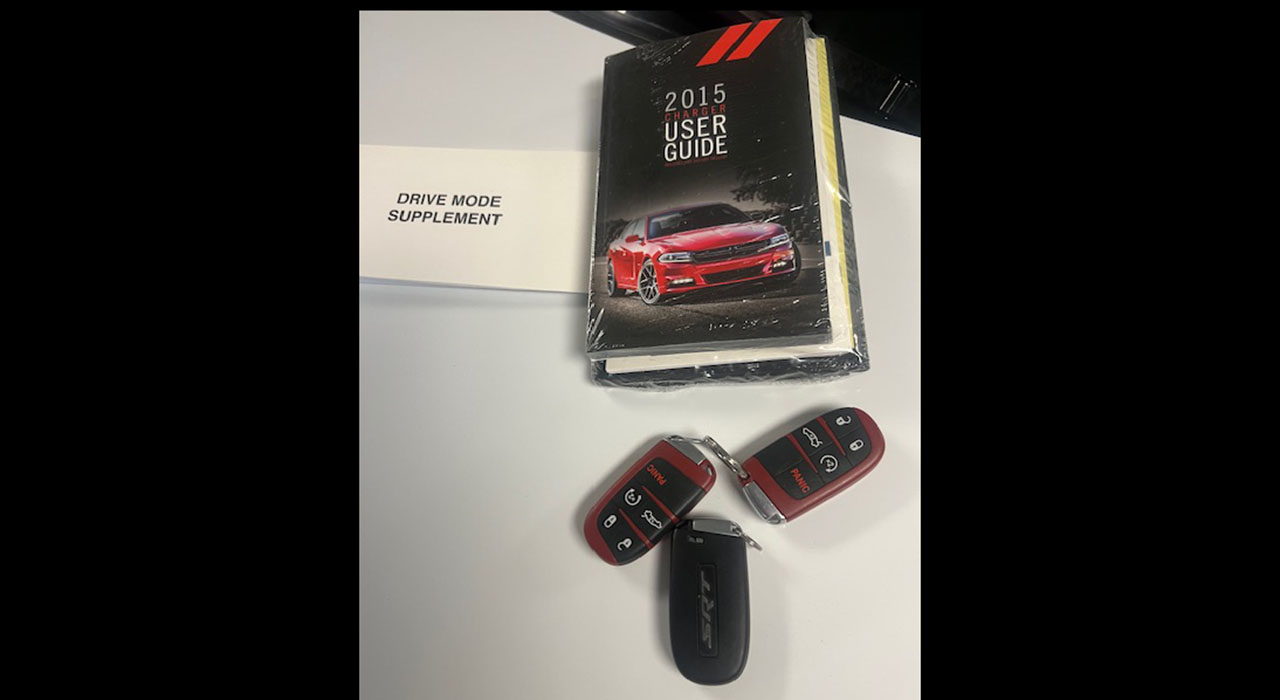 22nd Image of a 2015 DODGE CHARGER SRT SUPERCHARGED