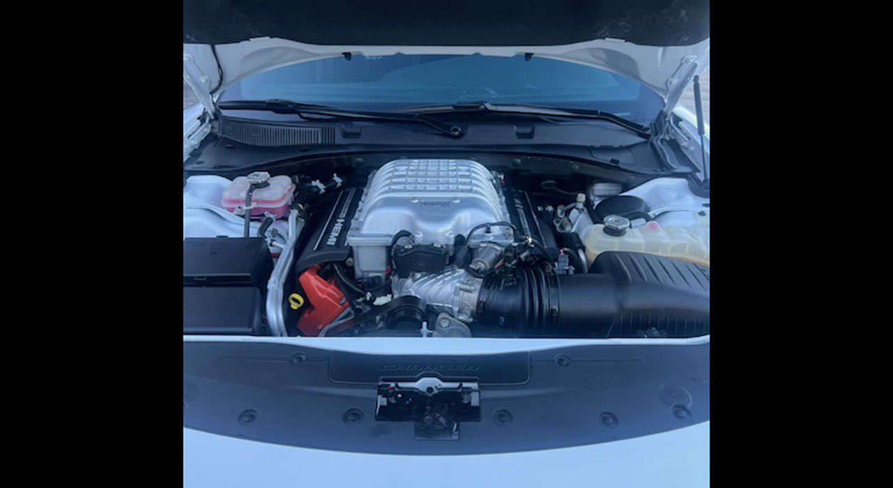 23rd Image of a 2015 DODGE CHARGER SRT SUPERCHARGED