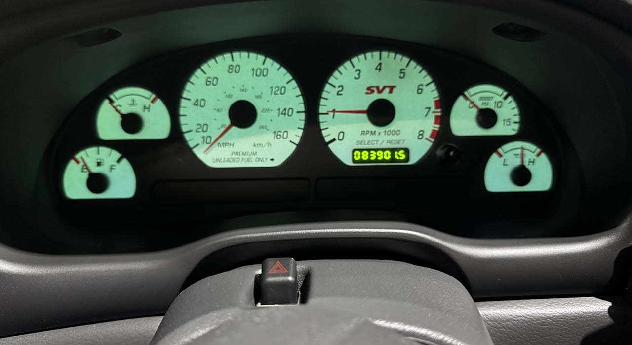 22nd Image of a 2004 FORD MUSTANG COBRA SVT