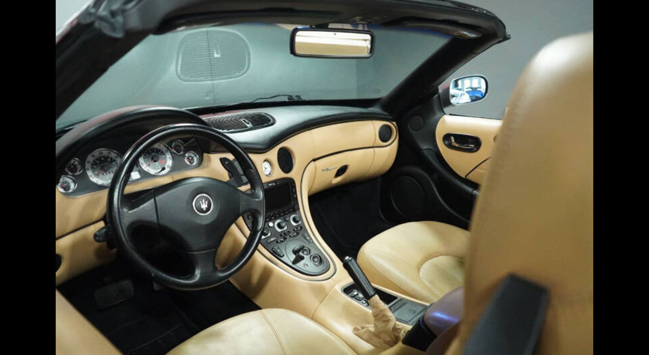 14th Image of a 2003 MASERATI SPYDER NORTH AMERICA SPECIF