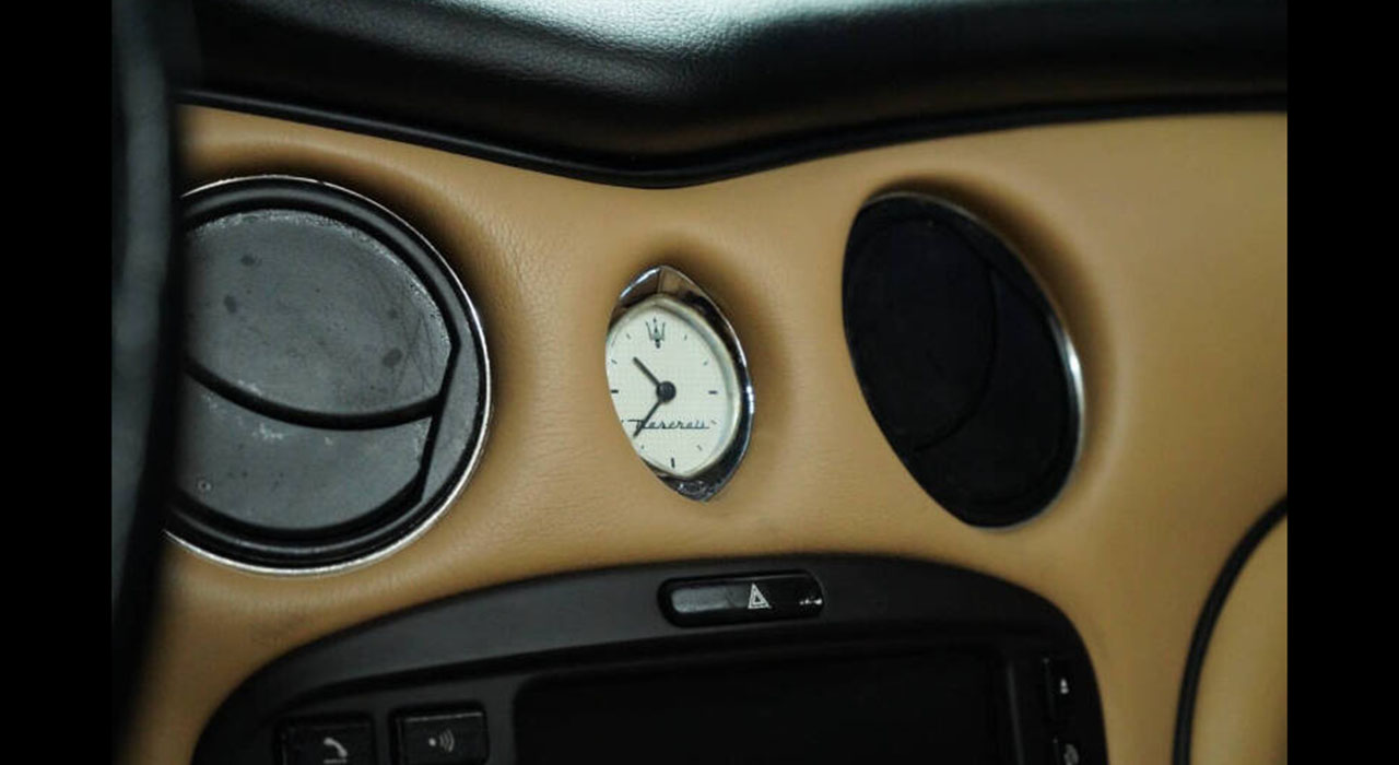 23rd Image of a 2003 MASERATI SPYDER NORTH AMERICA SPECIF