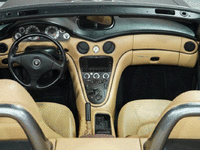 Image 13 of 26 of a 2003 MASERATI SPYDER NORTH AMERICA SPECIF