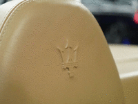 Image 19 of 26 of a 2003 MASERATI SPYDER NORTH AMERICA SPECIF