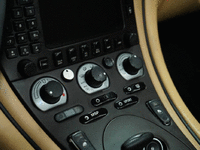 Image 22 of 26 of a 2003 MASERATI SPYDER NORTH AMERICA SPECIF