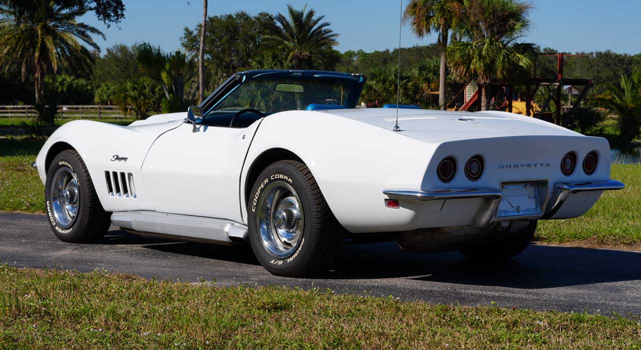 2nd Image of a 1969 CHEVROLET CORVETTE