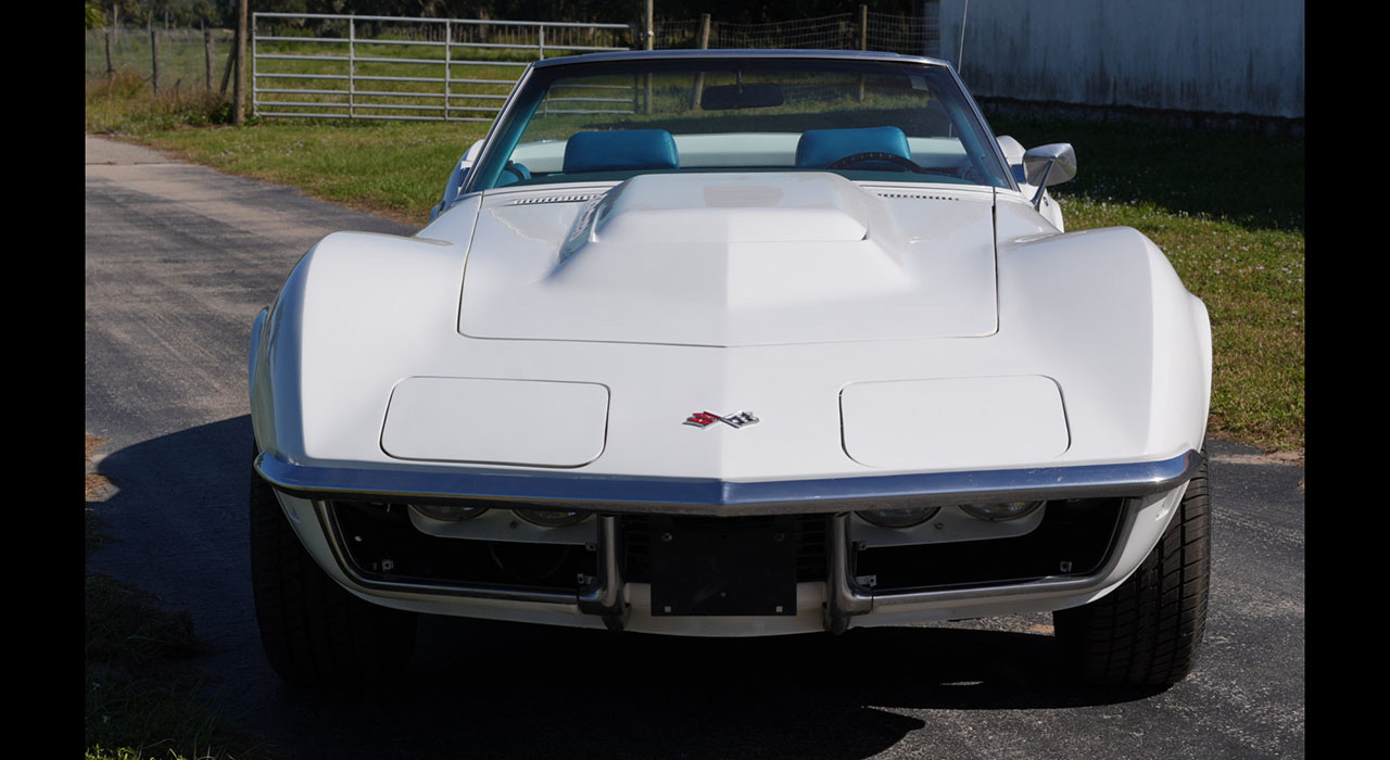 3rd Image of a 1969 CHEVROLET CORVETTE