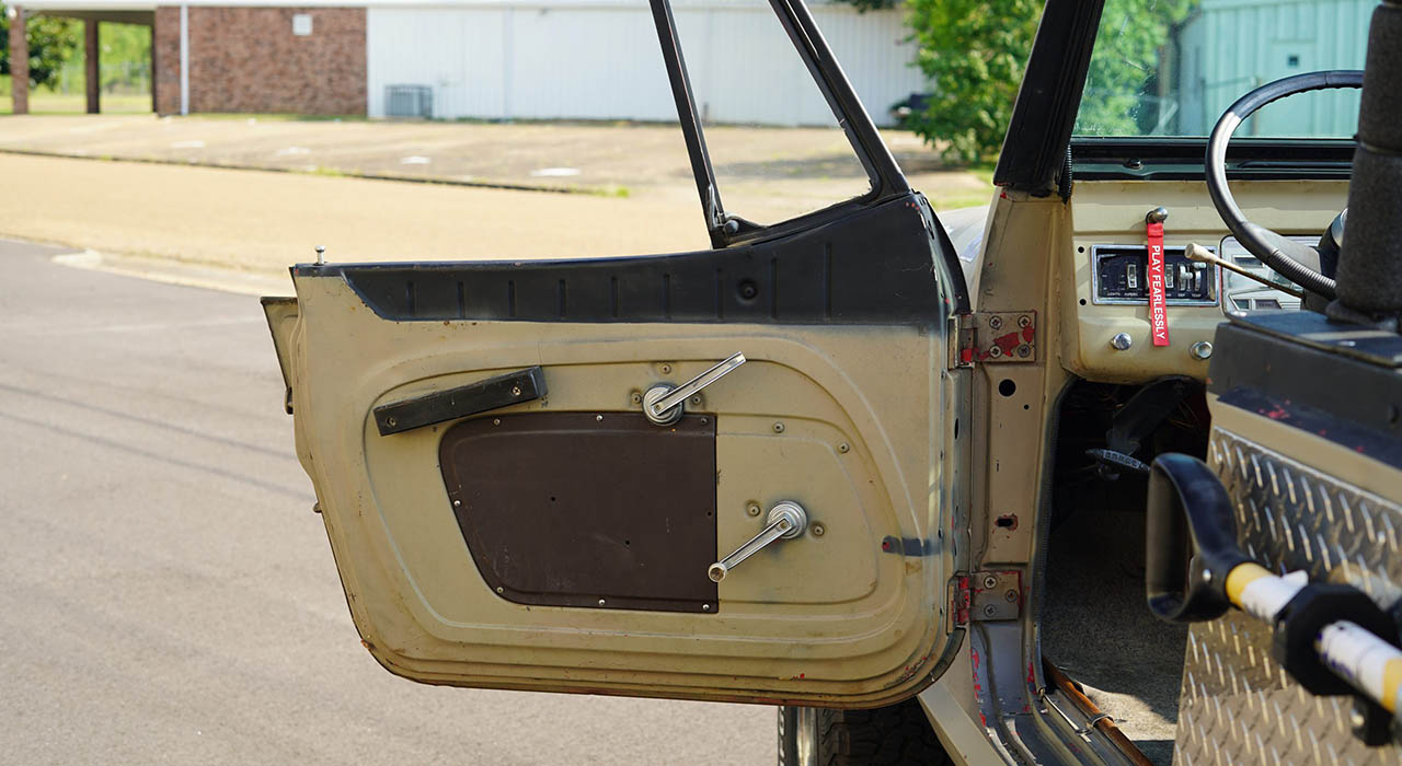 11th Image of a 1970 JEEP COMMANDO