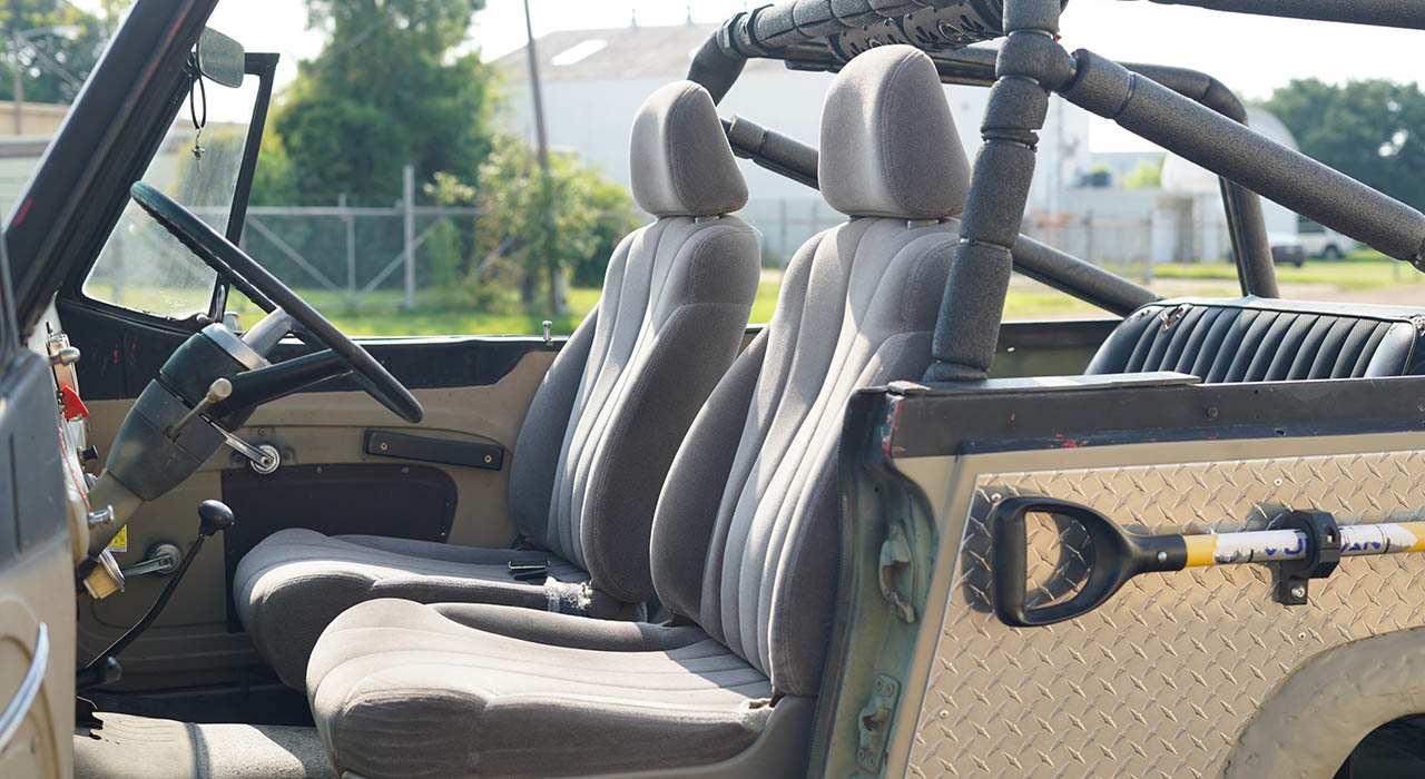 12th Image of a 1970 JEEP COMMANDO