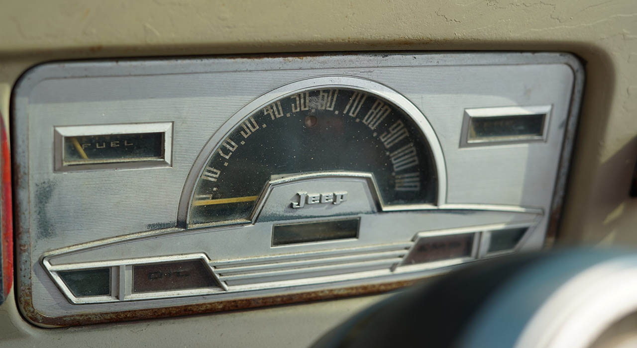 19th Image of a 1970 JEEP COMMANDO
