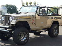 Image 3 of 32 of a 1970 JEEP COMMANDO