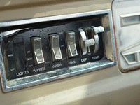 Image 19 of 32 of a 1970 JEEP COMMANDO