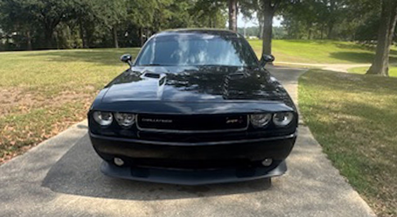 2nd Image of a 2011 DODGE CHALLENGER