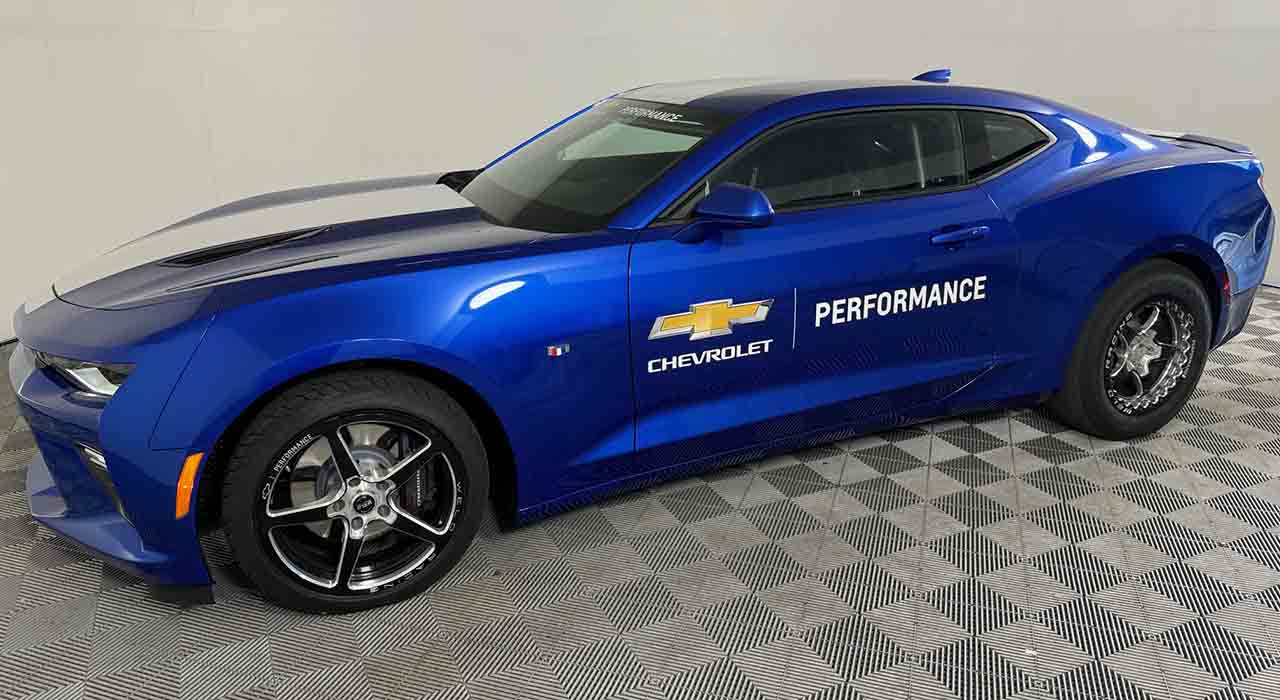 1st Image of a 2018 CHEVROLET CAMARO 1SS