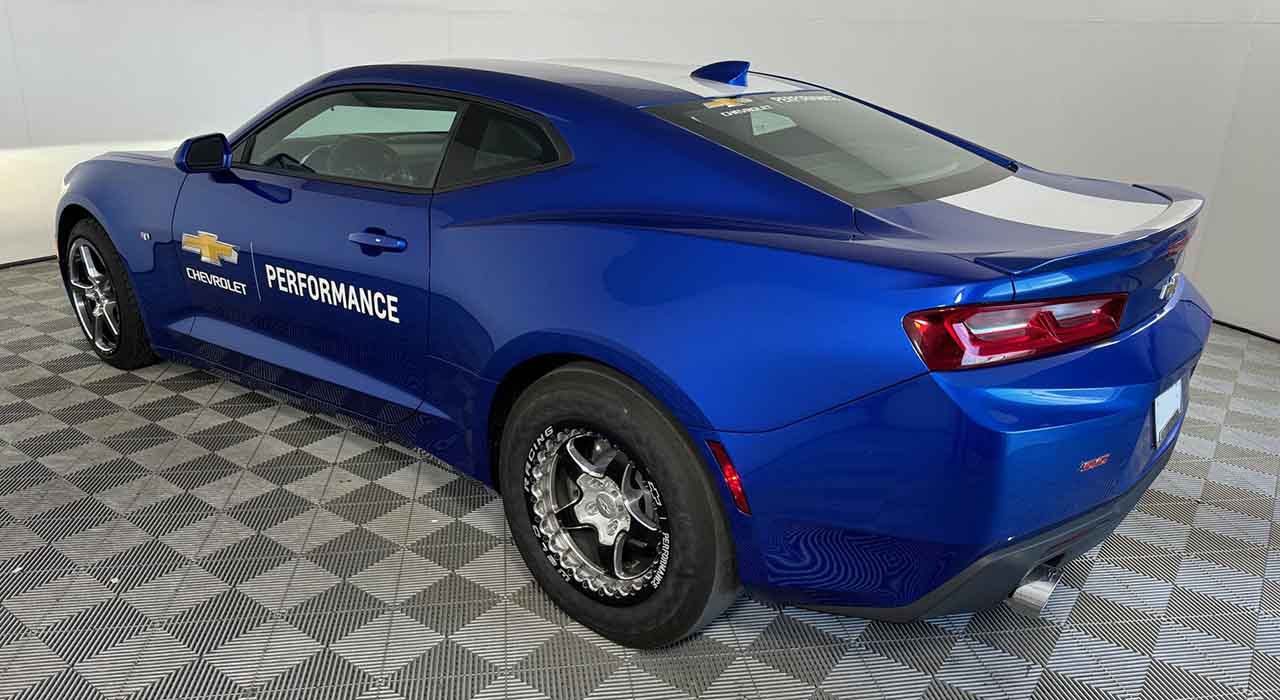 5th Image of a 2018 CHEVROLET CAMARO 1SS