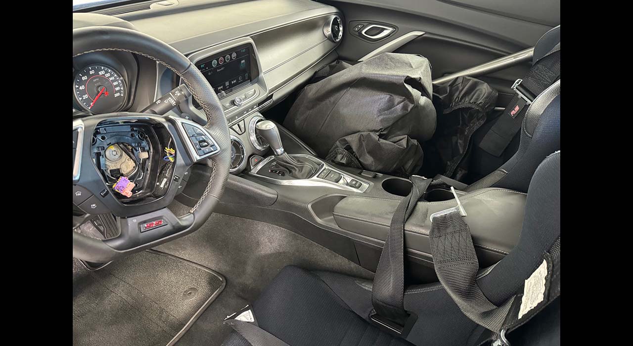 11th Image of a 2018 CHEVROLET CAMARO 1SS