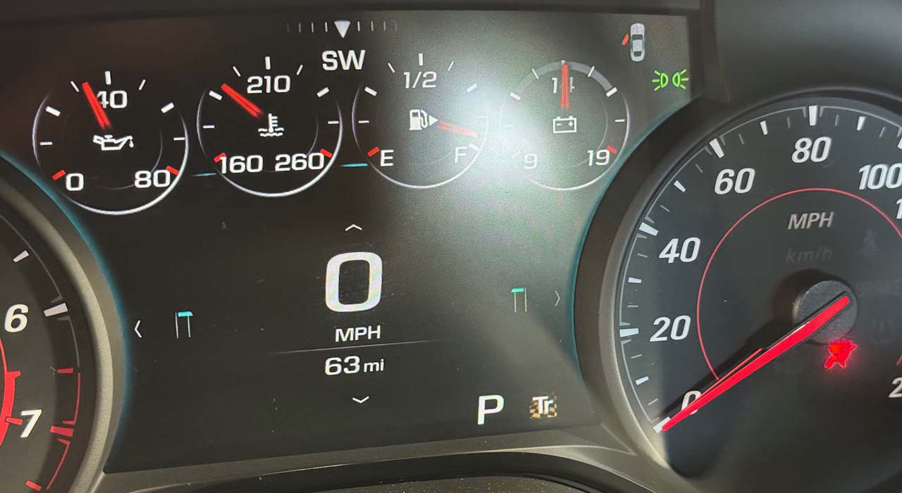 13th Image of a 2018 CHEVROLET CAMARO 1SS