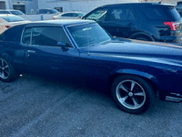 Image 2 of 6 of a 1972 PONTIAC GRAND PRIX