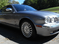 Image 2 of 19 of a 2007 JAGUAR XJ SERIES VANDEN PLAS