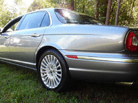 Image 3 of 19 of a 2007 JAGUAR XJ SERIES VANDEN PLAS
