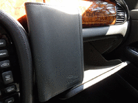 Image 15 of 19 of a 2007 JAGUAR XJ SERIES VANDEN PLAS