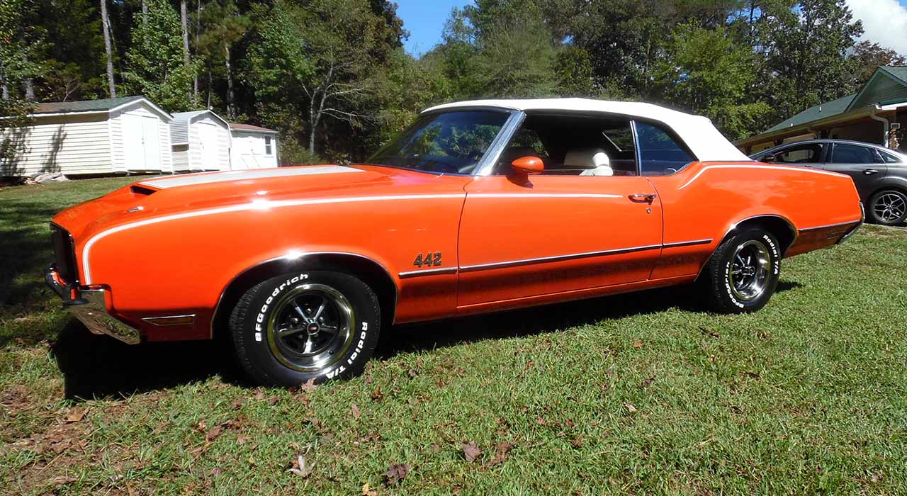 4th Image of a 1972 OLDSMOBILE 442