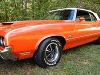 Image 2 of 26 of a 1972 OLDSMOBILE 442