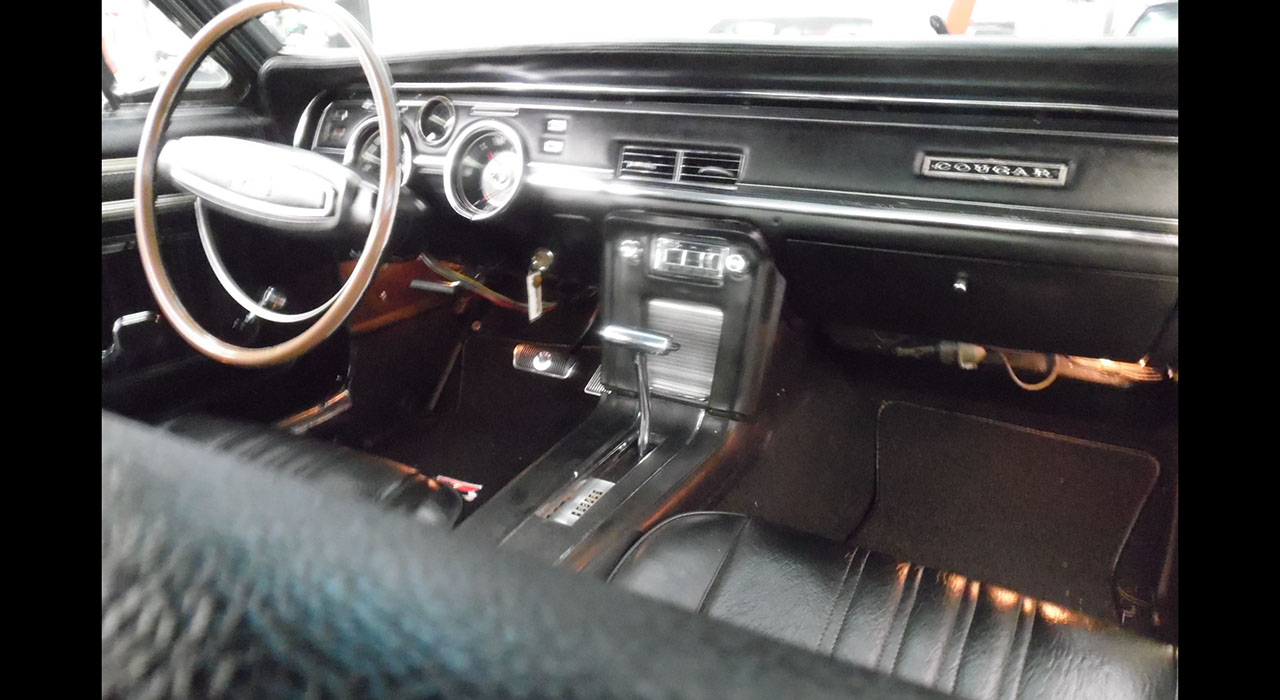 13th Image of a 1968 MERCURY COUGAR