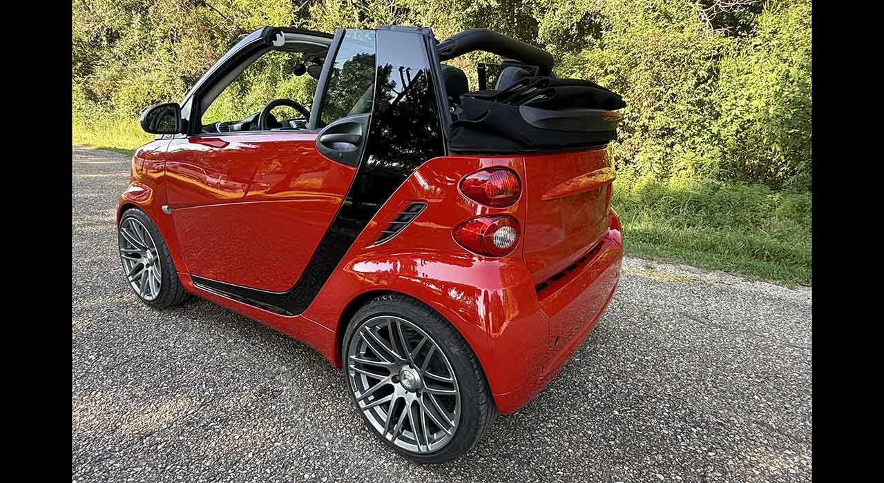 2nd Image of a 2012 SMART FORTWO PASSION CABRIO