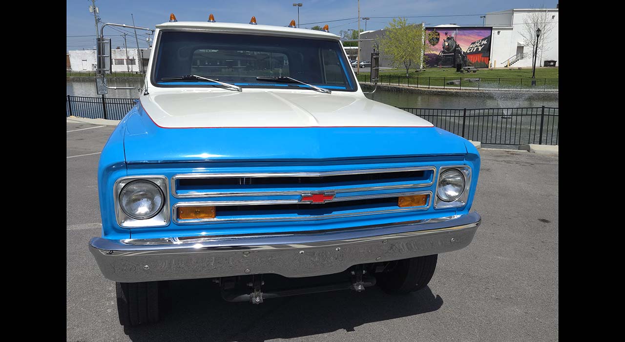 9th Image of a 1967 CHEVROLET C3