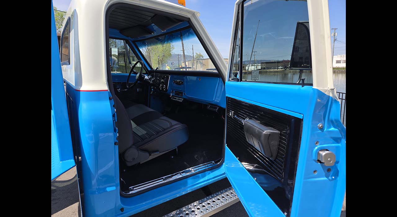 14th Image of a 1967 CHEVROLET C3