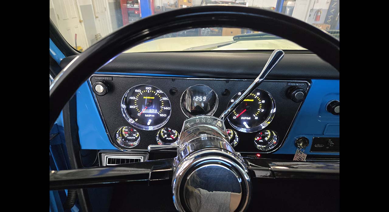 17th Image of a 1967 CHEVROLET C3