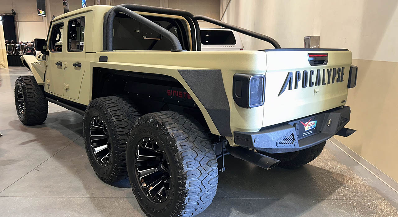 1st Image of a 2021 JEEP GLADIATOR SPORT