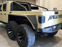 Image 2 of 14 of a 2021 JEEP GLADIATOR SPORT