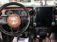 Image 10 of 14 of a 2021 JEEP GLADIATOR SPORT