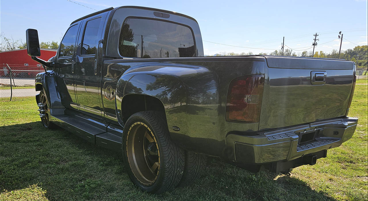 1st Image of a 2006 CHEVROLET KODIAC