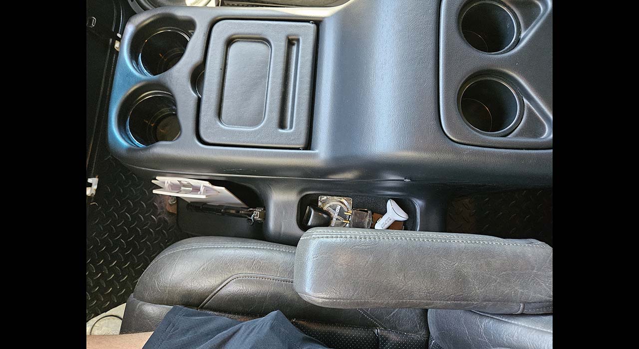 23rd Image of a 2006 CHEVROLET KODIAC