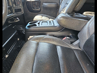 Image 17 of 29 of a 2006 CHEVROLET KODIAC