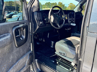 Image 19 of 29 of a 2006 CHEVROLET KODIAC