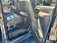 Image 21 of 29 of a 2006 CHEVROLET KODIAC