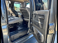Image 22 of 29 of a 2006 CHEVROLET KODIAC