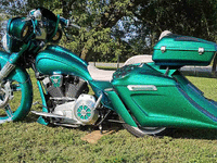 Image 4 of 28 of a 2008 HARLEY-DAVIDSON FLHX