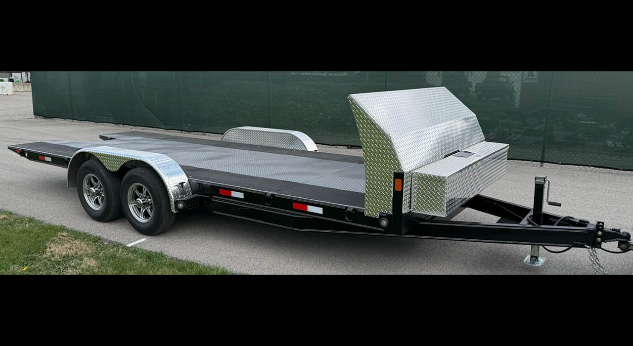 3rd Image of a 2026 TRAX MAN. 20'