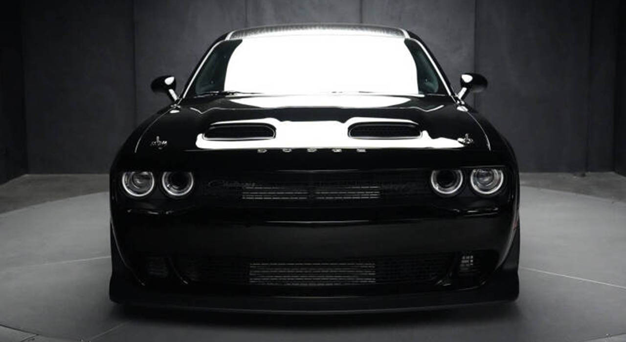 4th Image of a 2023 DODGE CHALLENGER SRT HELLCAT REDEYE
