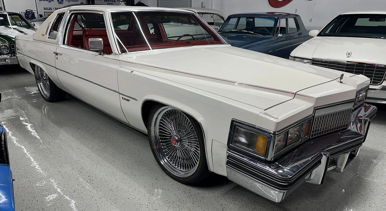 2nd Image of a 1979 CADILLAC COUPE