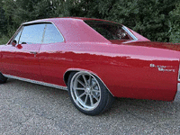Image 4 of 18 of a 1967 CHEVROLET CHEVELLE BBC