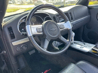Image 7 of 9 of a 2004 CHEVROLET SSR LS