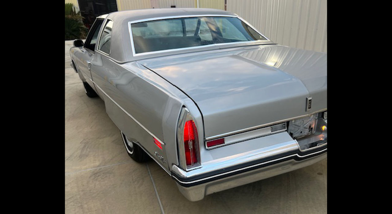 2nd Image of a 1976 OLDSMOBILE 98