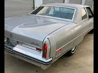 Image 4 of 27 of a 1976 OLDSMOBILE 98